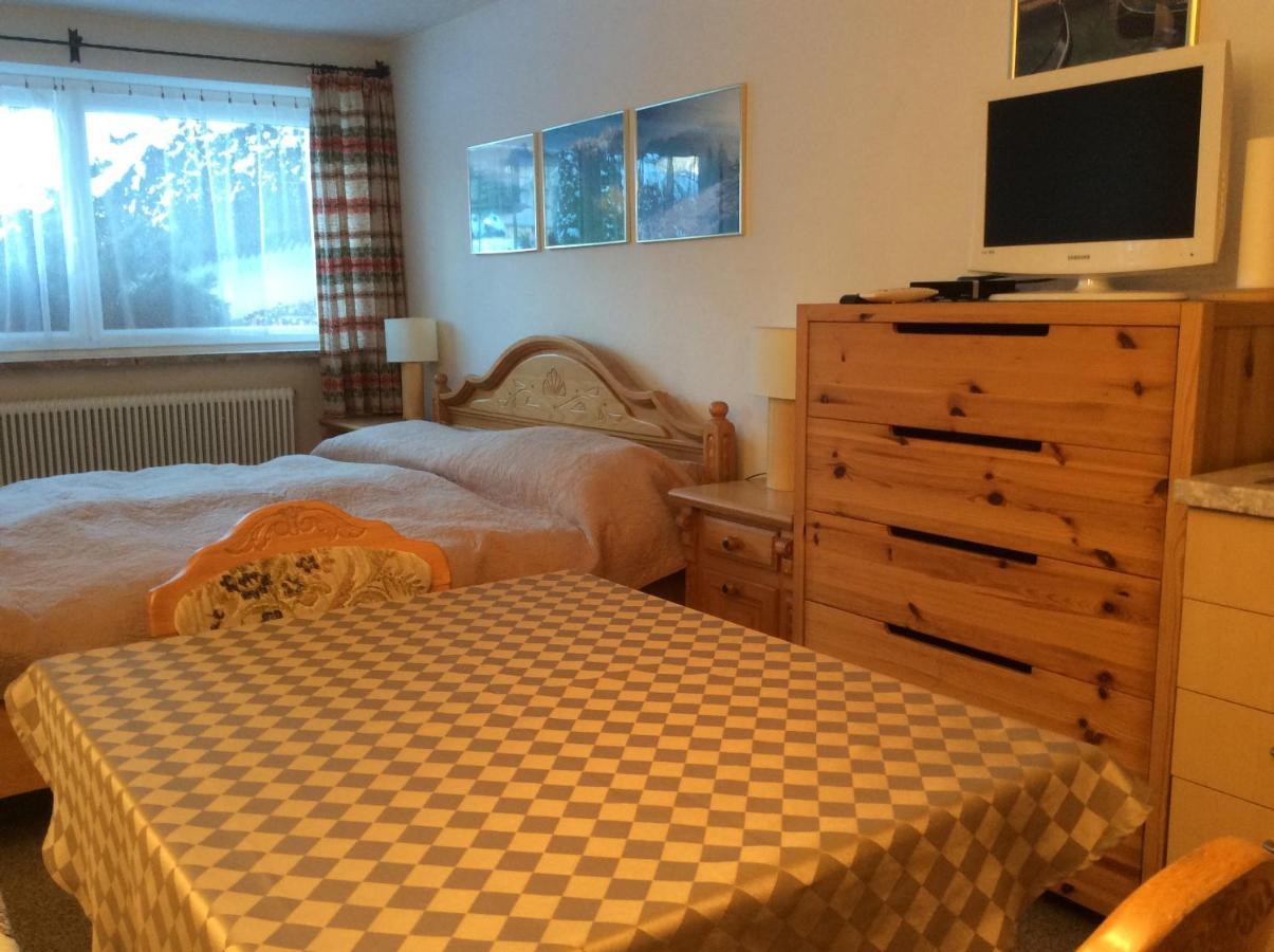 Double Room With A Kitchenette And Private Bathroom In A Beautiful Surrounding Sautens Bagian luar foto