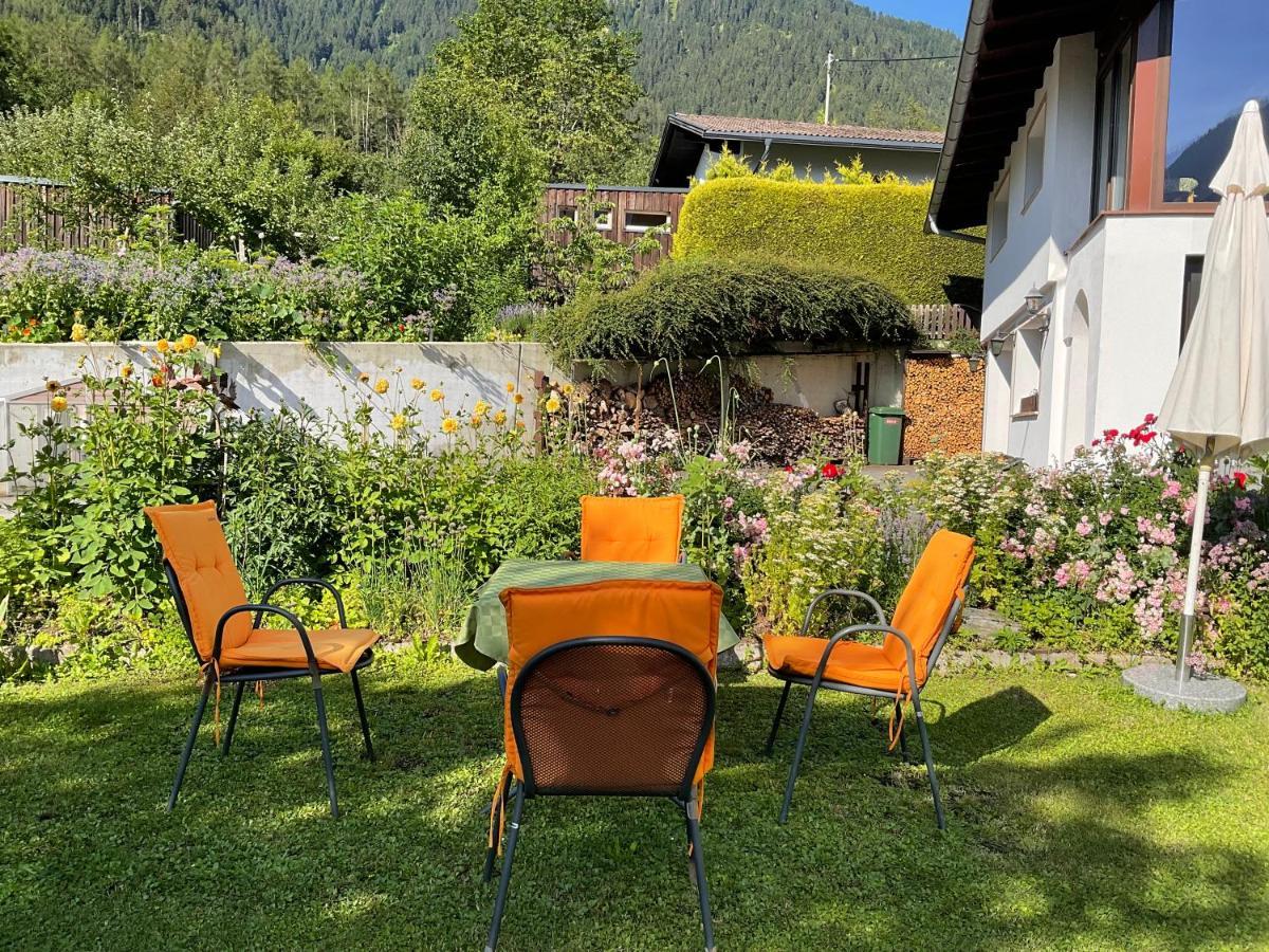 Double Room With A Kitchenette And Private Bathroom In A Beautiful Surrounding Sautens Bagian luar foto